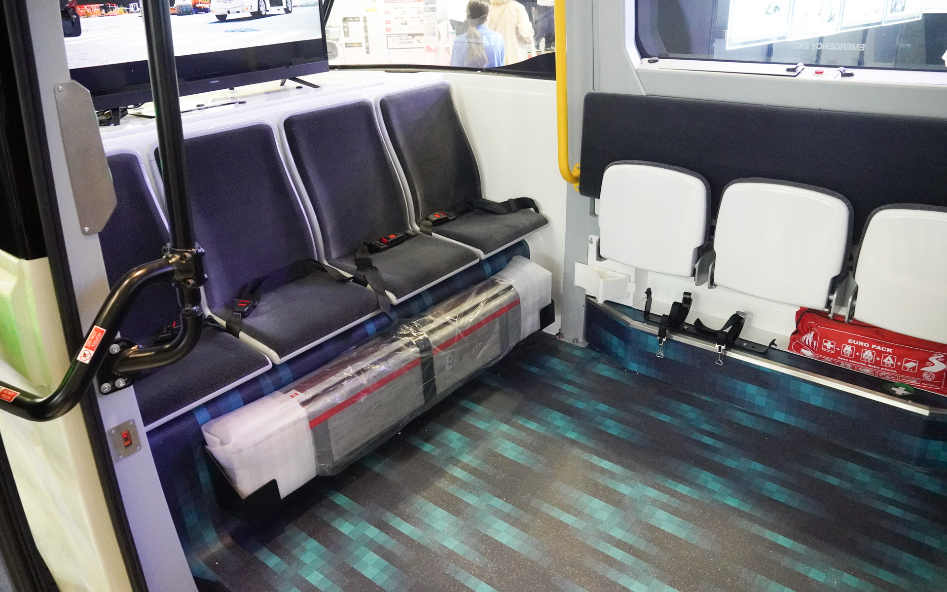 乗車定員などは既存のARMAと同じ