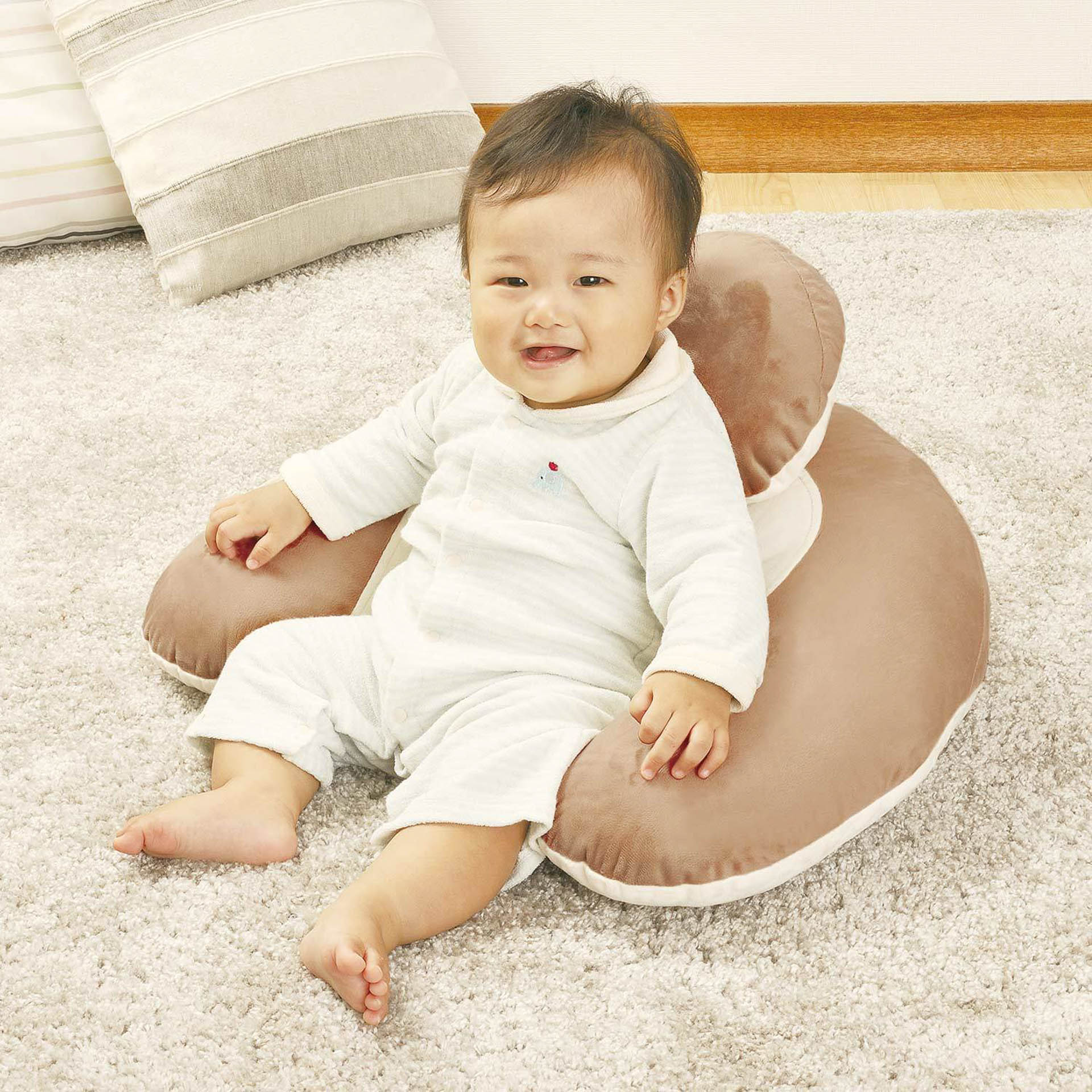 エールベベ・3WAYクッション プレミアムの使用イメージ