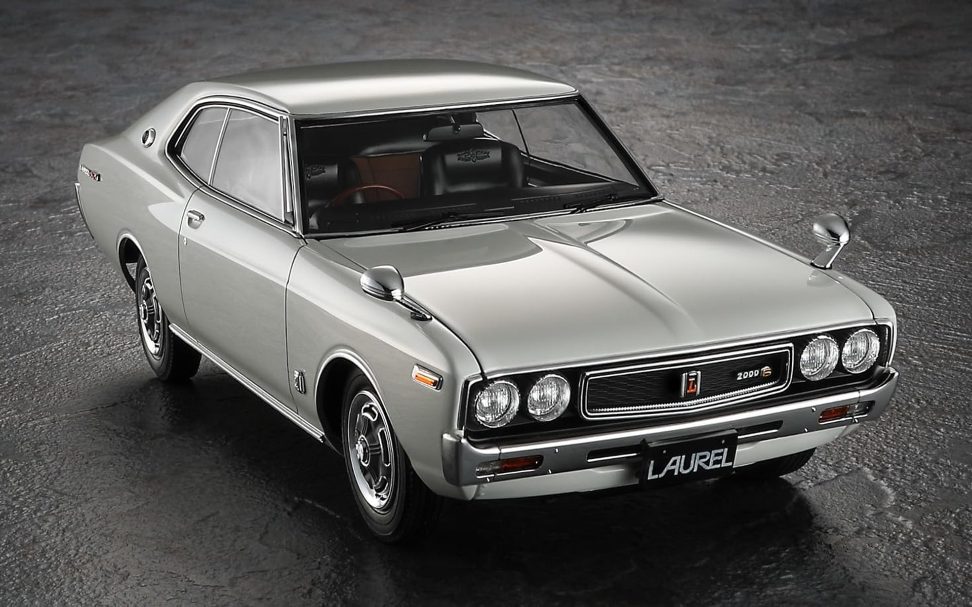 ハセガワのプラモデル、日産2代目ローレルの2ドアハードトップ、通称「ブタケツ ローレル」