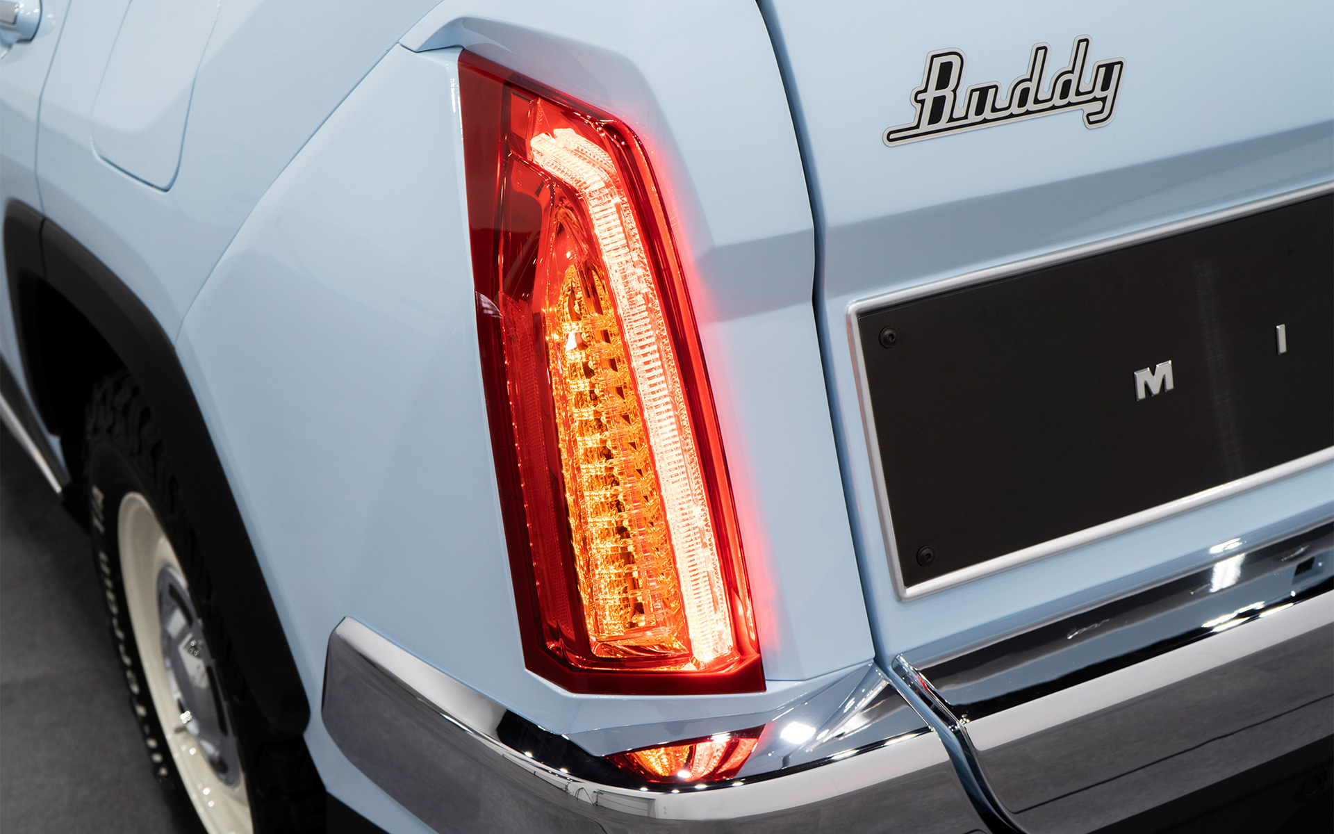 ミツオカのSUV「バディ」