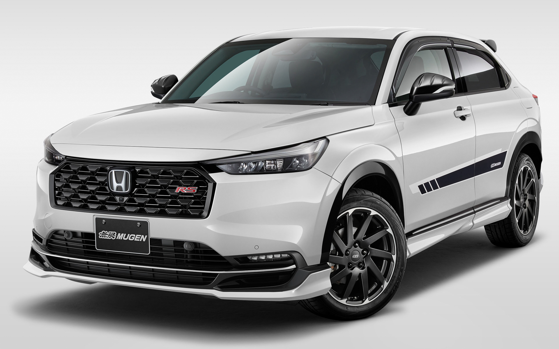 無限パーツ装着イメージ（ボディカラー：プラチナホワイト・パール）