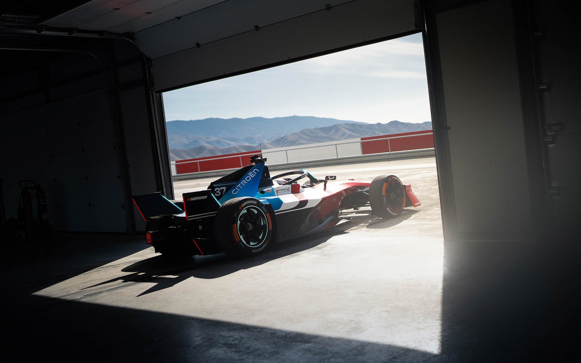 12月6日のブラジル・サンパウロePrixでデビューとなる