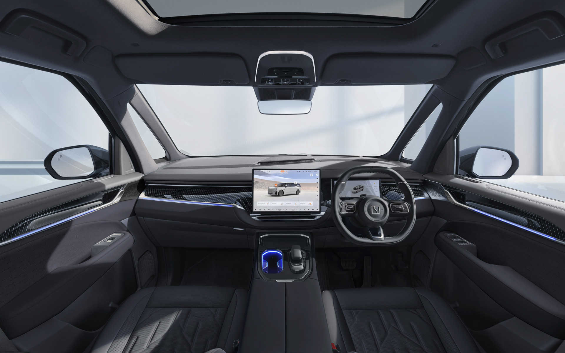 7人乗りEVの高級ミニバン「ZEEKR 009」