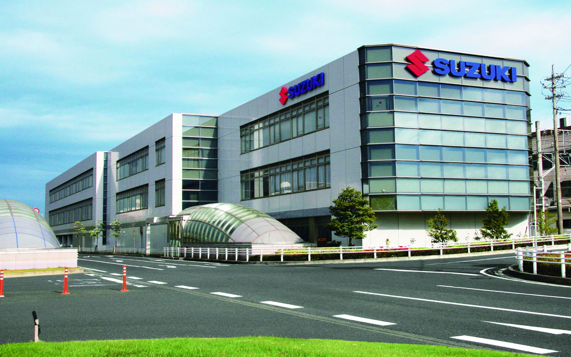 スズキ歴史館外観