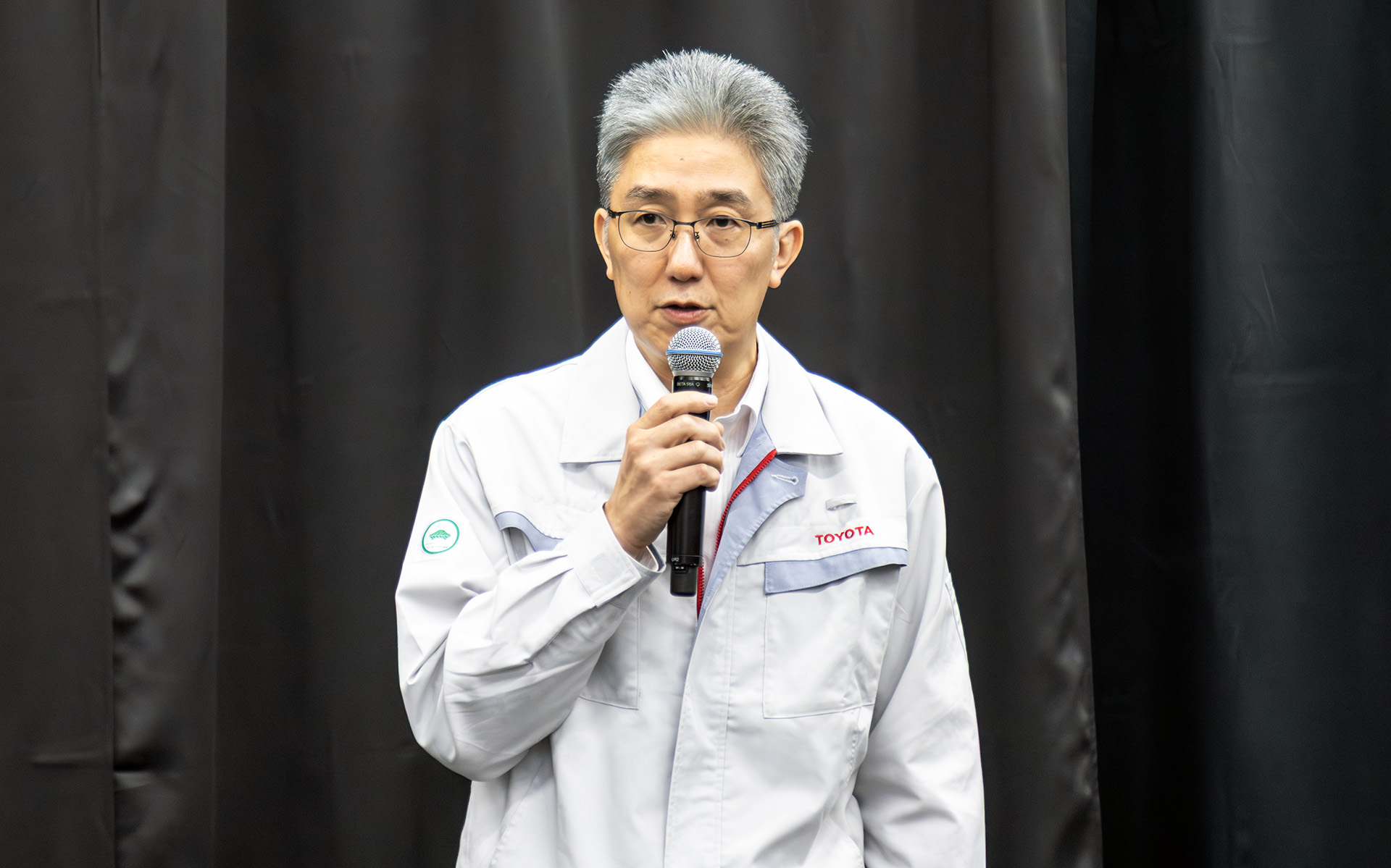トヨタ自動車株式会社 デジタルソフト開発センター センター長 皿田明弘氏。「交通事故ゼロ社会」への取り組みを紹介した