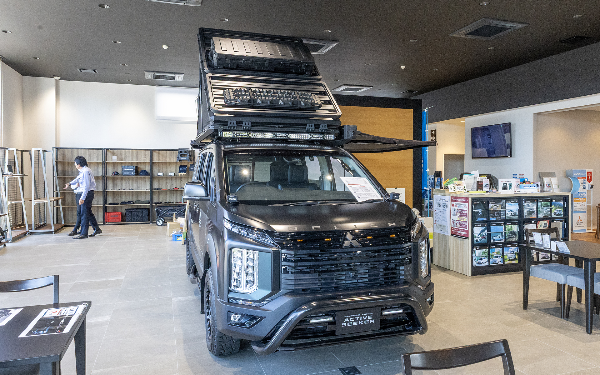 デリカベースは初めてカスタムする人の不安や疑問に答えてくれる場になっている