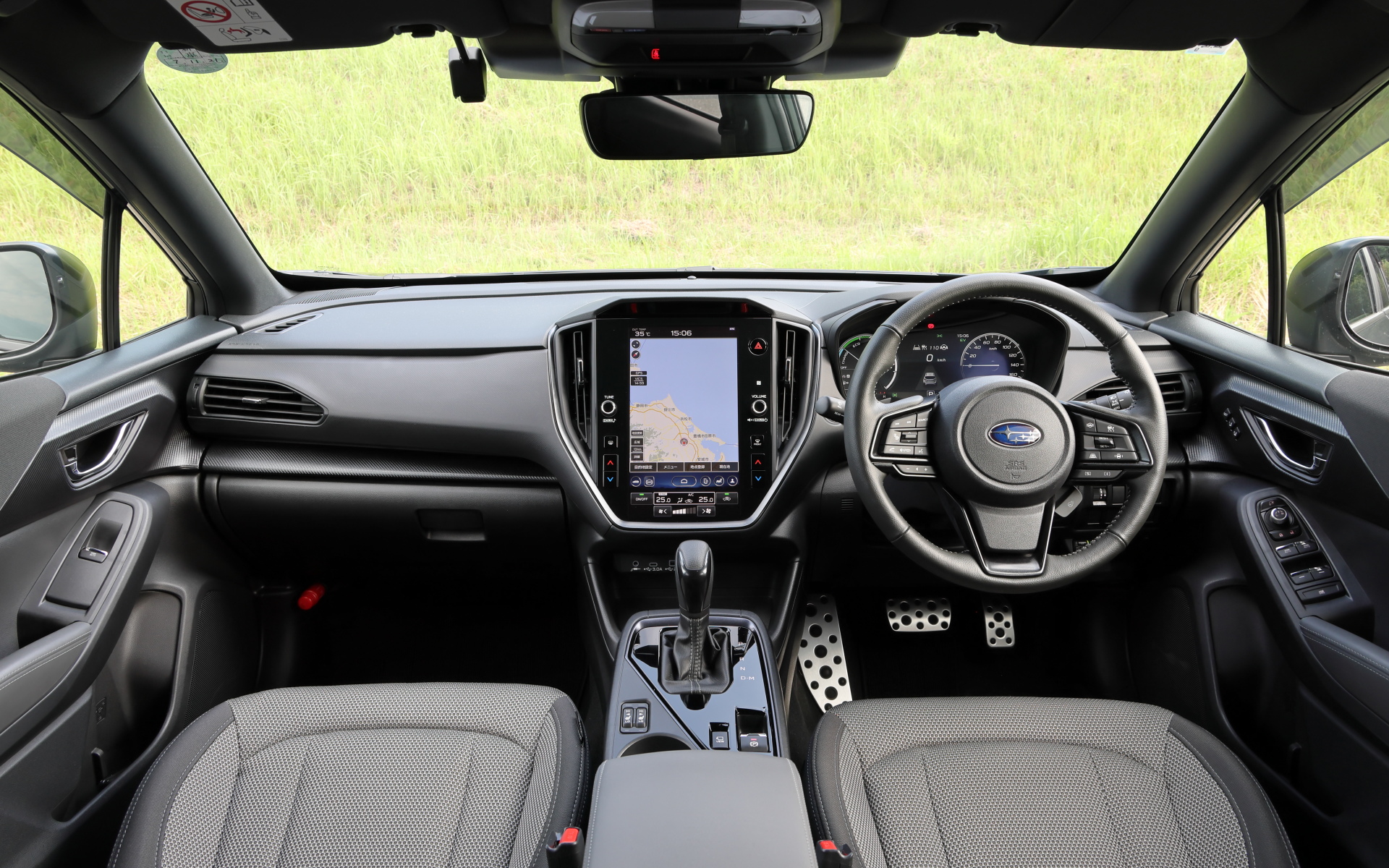 今回は、3人で運転を交代しながら大阪を往復。アイサイトの運転支援機能もガンガン使っていく