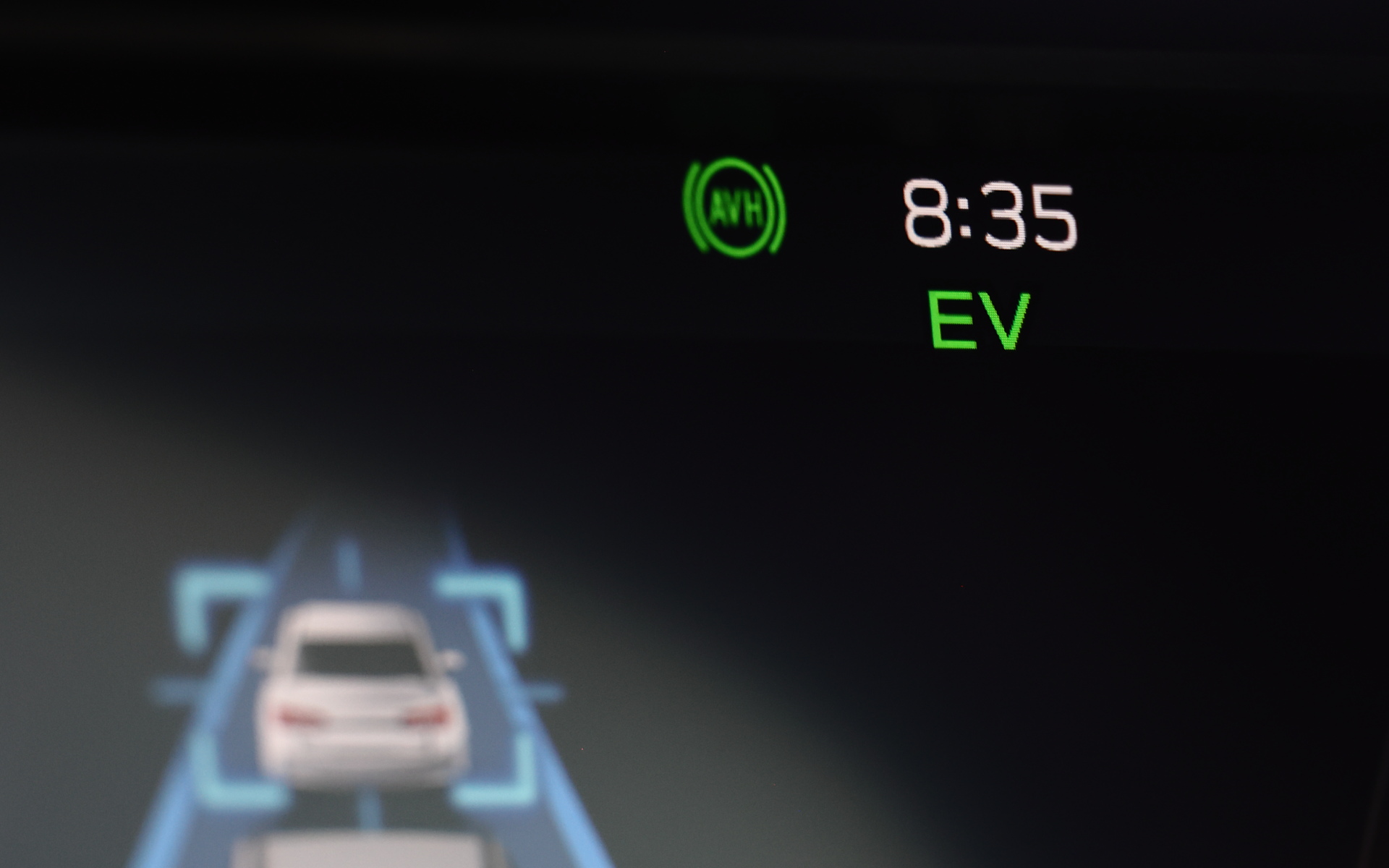 高速道路を走っているときにも、EVモードに入ることが多々あった