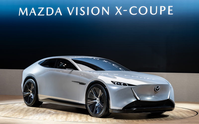 マツダ、最新ビジョンモデル「VISION X-COUPE」 魂動デザインを