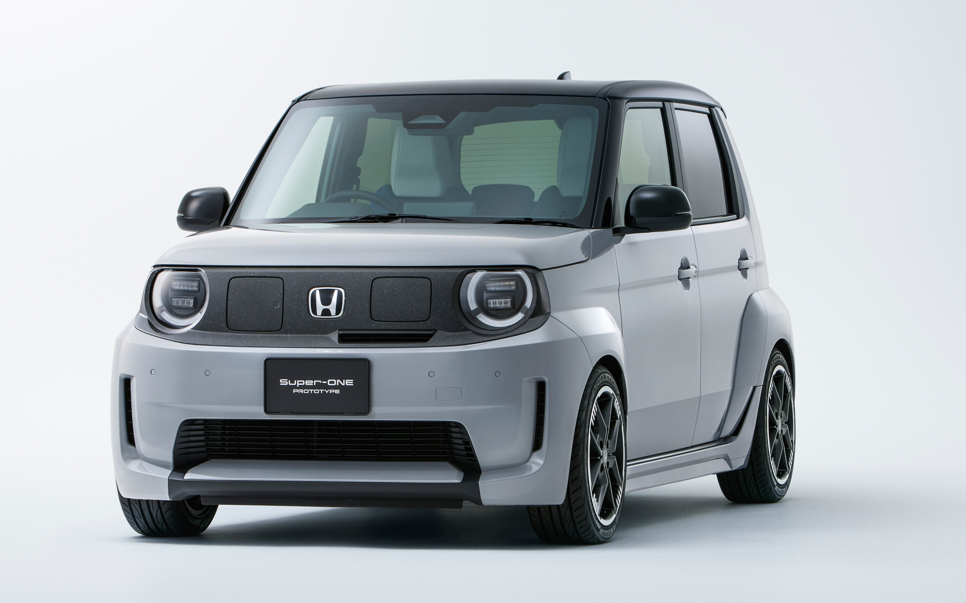 小型BEV（バッテリ電気自動車）「Super ONE Prototype」