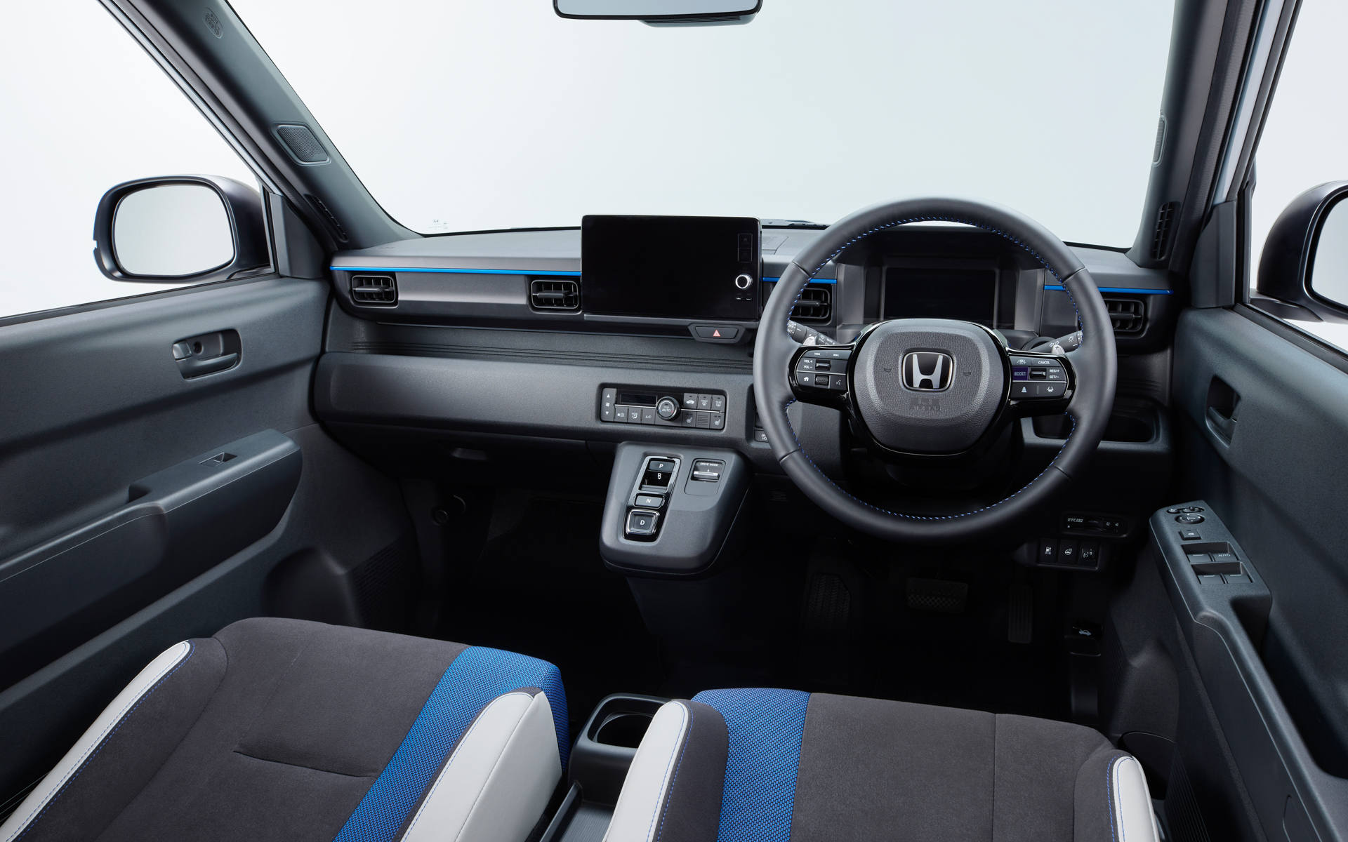 小型BEV（バッテリ電気自動車）「Super ONE Prototype」のインテリア