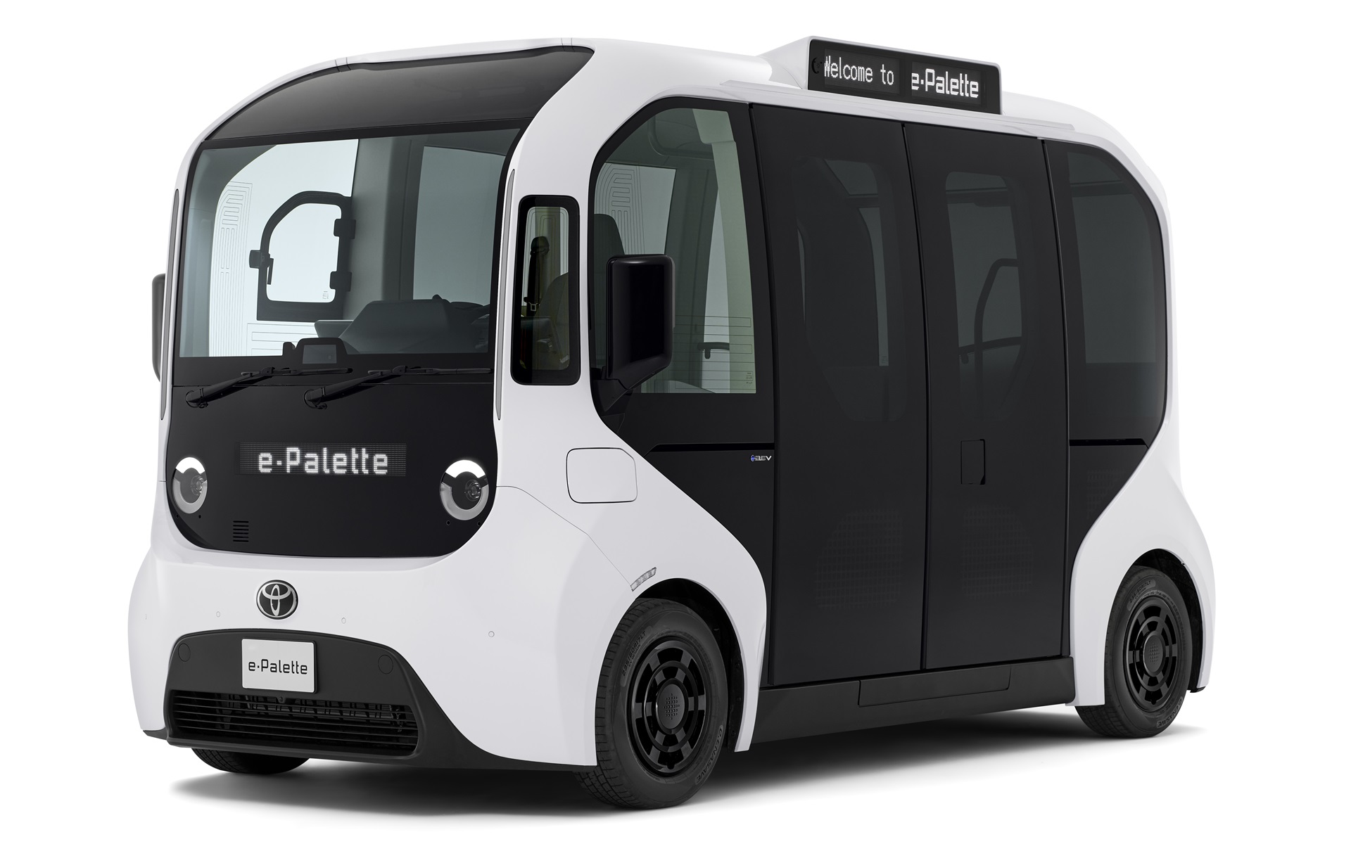 山下ふ頭4号上屋エリア一帯をアートスペースとするほか、トヨタのモビリティ（e-Palette）を活用したエリア内の回遊性を高める移動サービスを展開するなど、横浜市・山下ふ頭エリアの賑わいづくりにも貢献するとしている