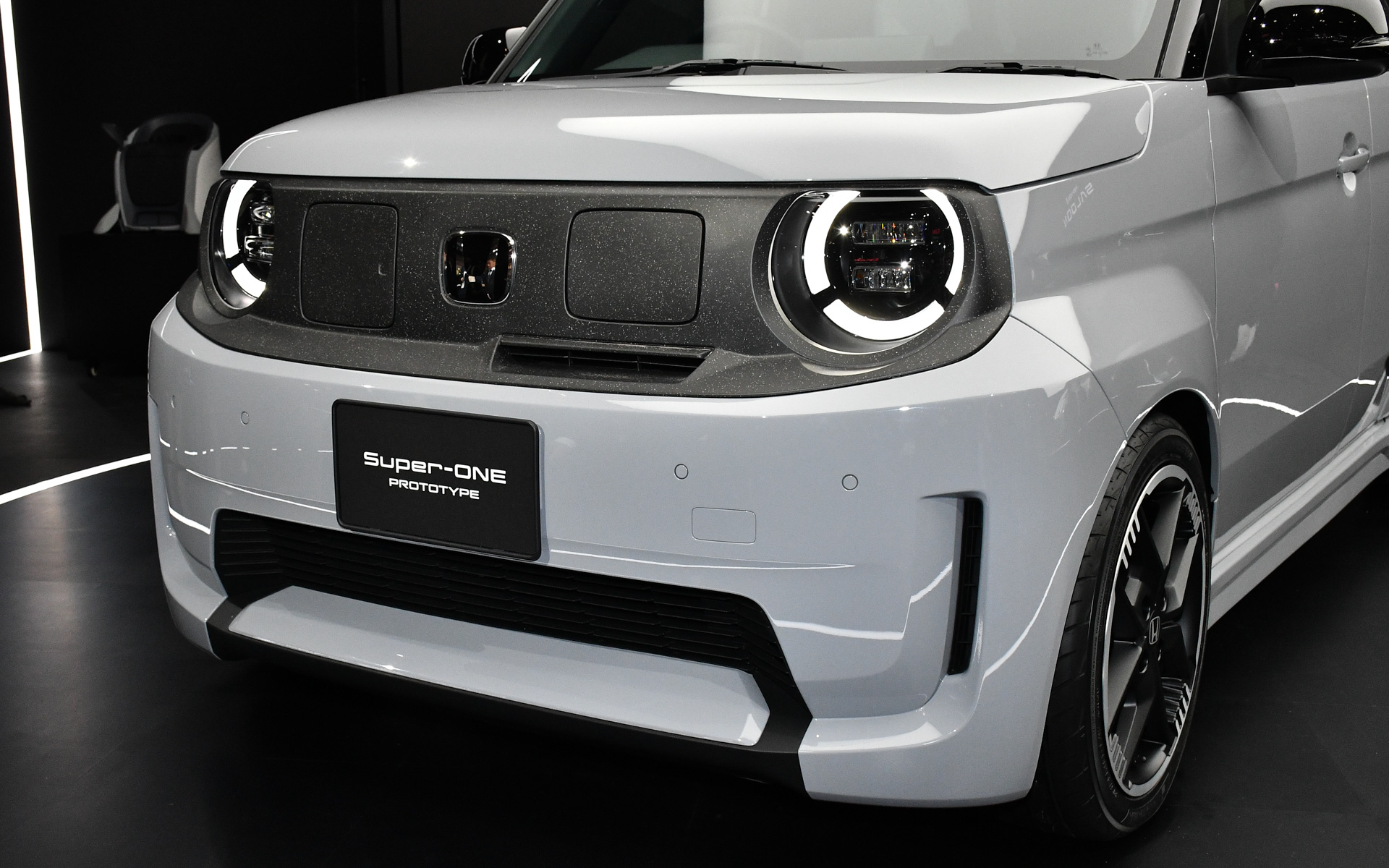 新型バッテリEV「Super-ONE Prototype」