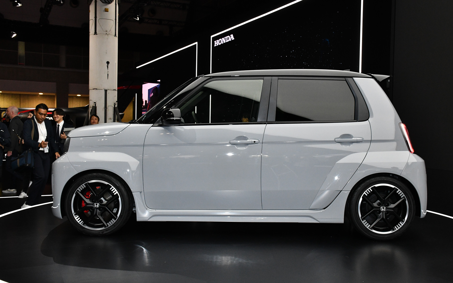 新型バッテリEV「Super-ONE Prototype」