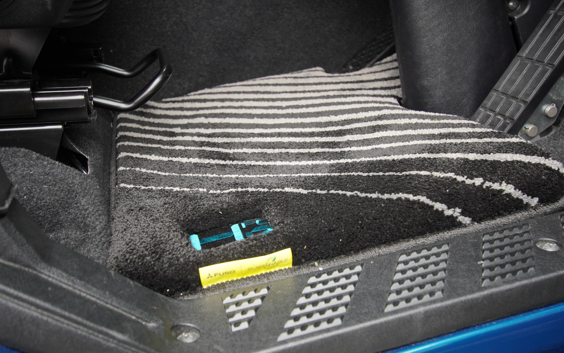 カーペットもサステナブル素材を採用