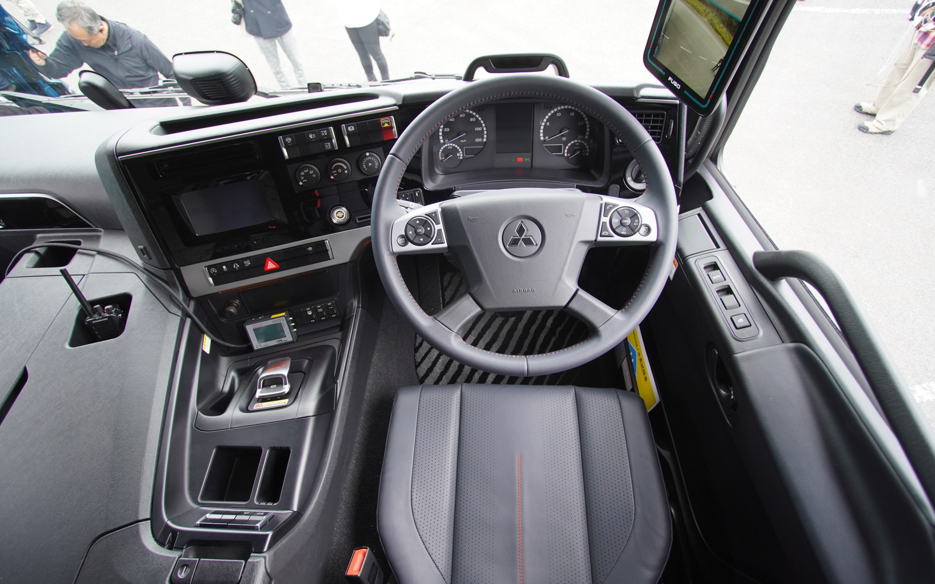 運転席は通常と変わらない