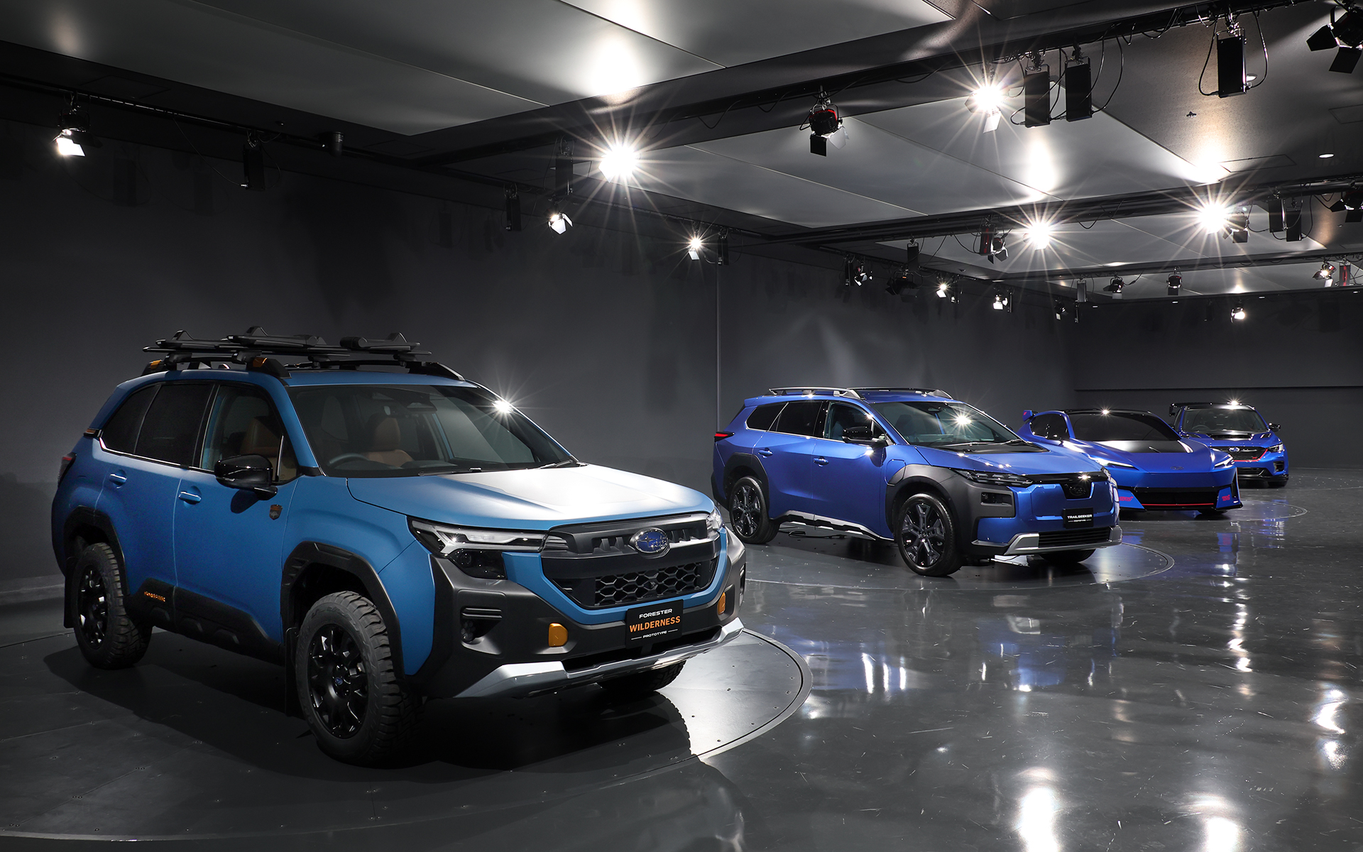 ジャパンモビリティショーに出展しているうち、4台の車両を紹介