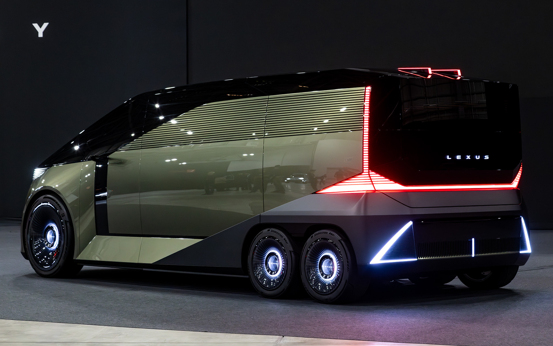 Lをモチーフにしたテールランプ