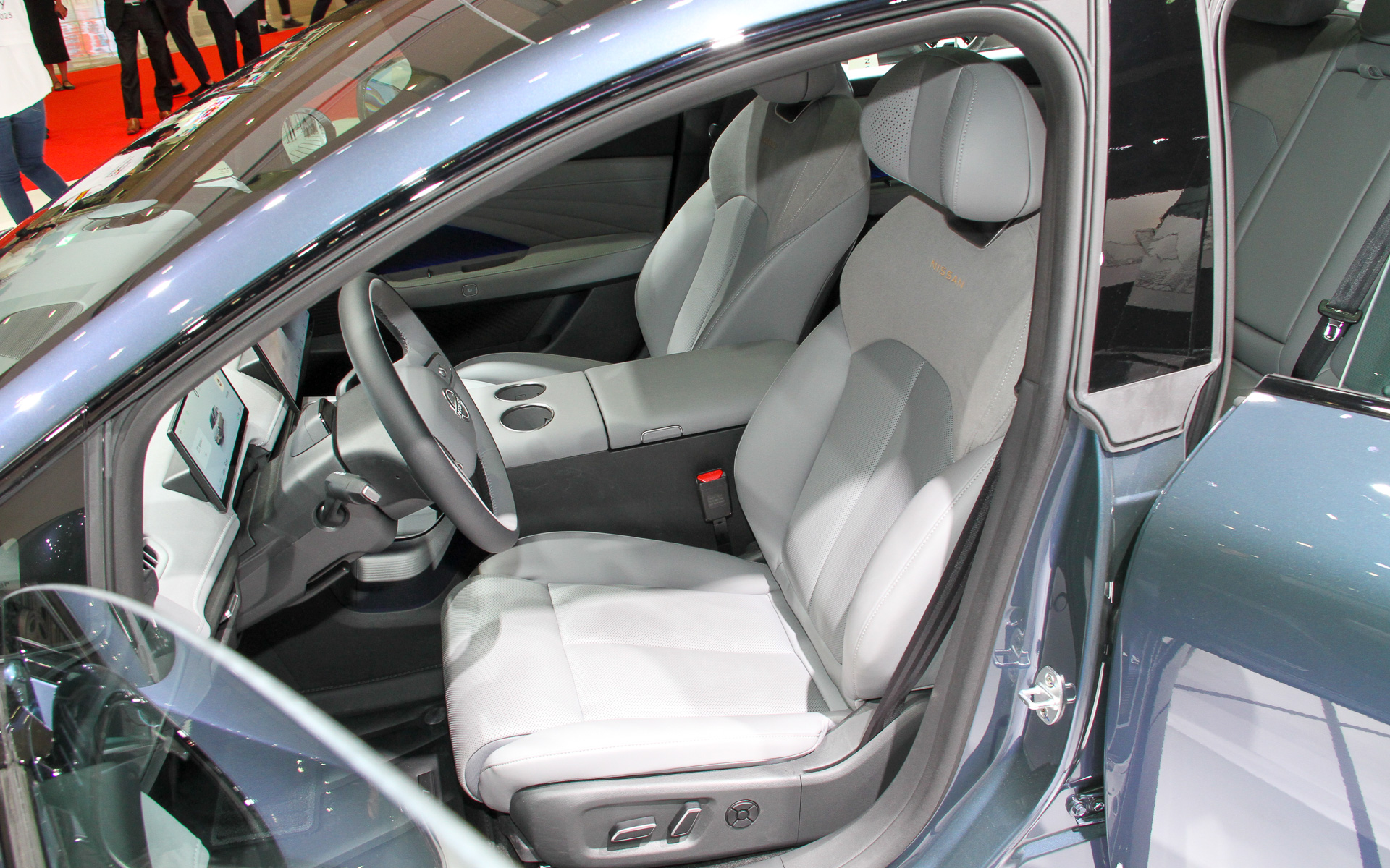 4月に中国で発売した新型「N7」