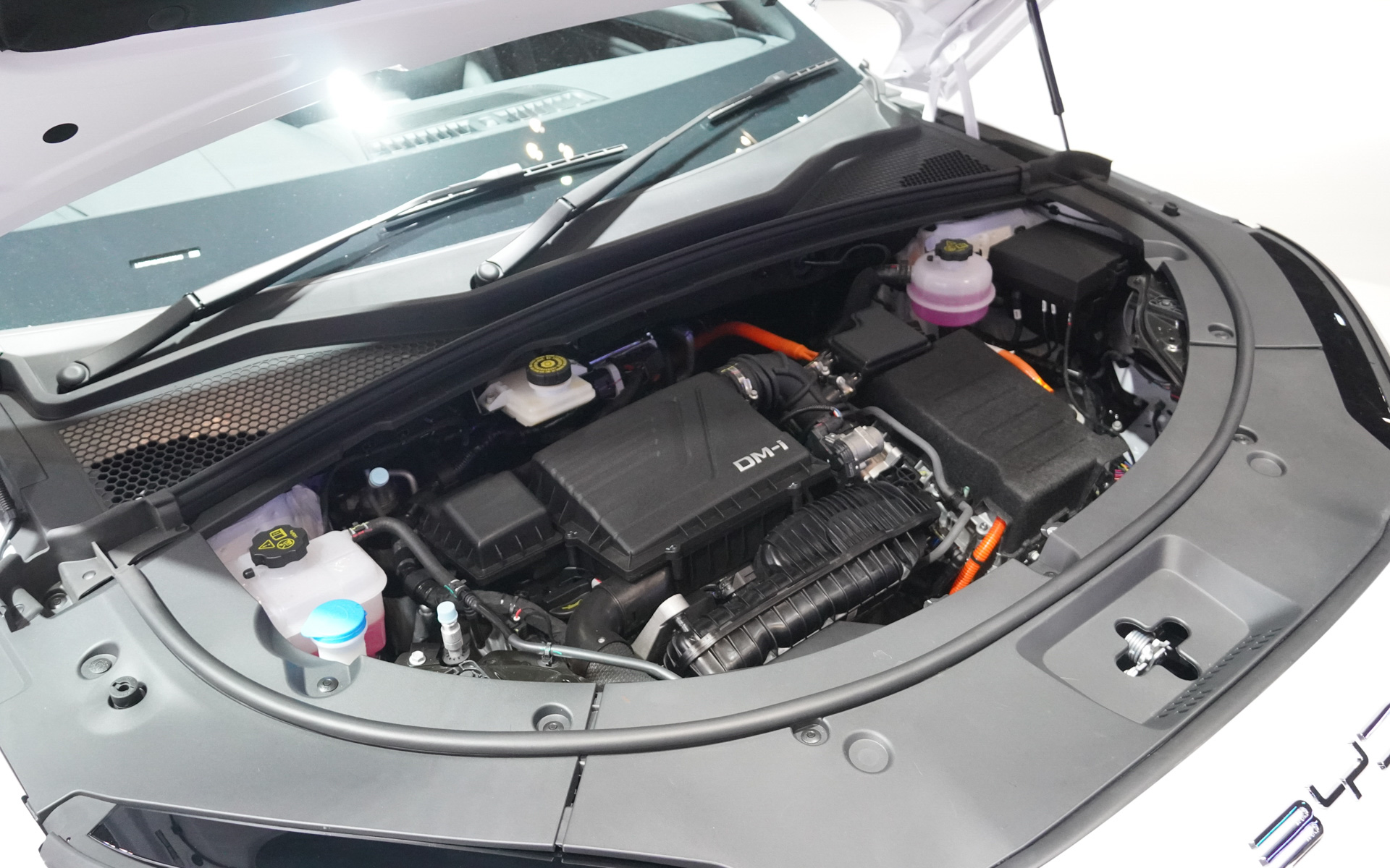 エンジンルーム