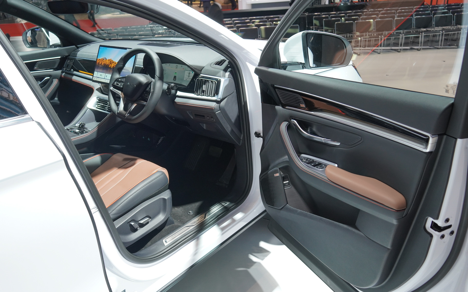 シーライオン6は内装も公開された