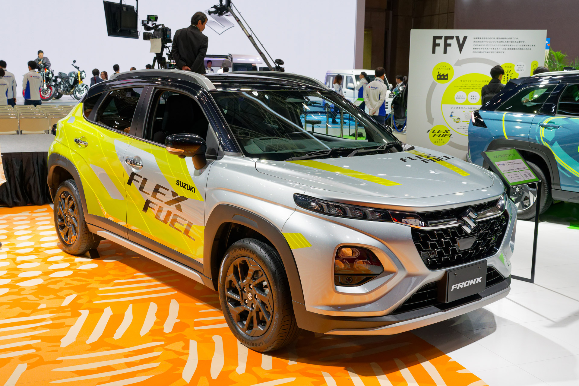 バイオエタノール燃料にも対応するFFV関連の展示も複数。こちらは「フロンクスFFVコンセプト」。素材への攻撃性の高いエタノール100％燃料にも対応可能なパーツを独自に開発し、採用した