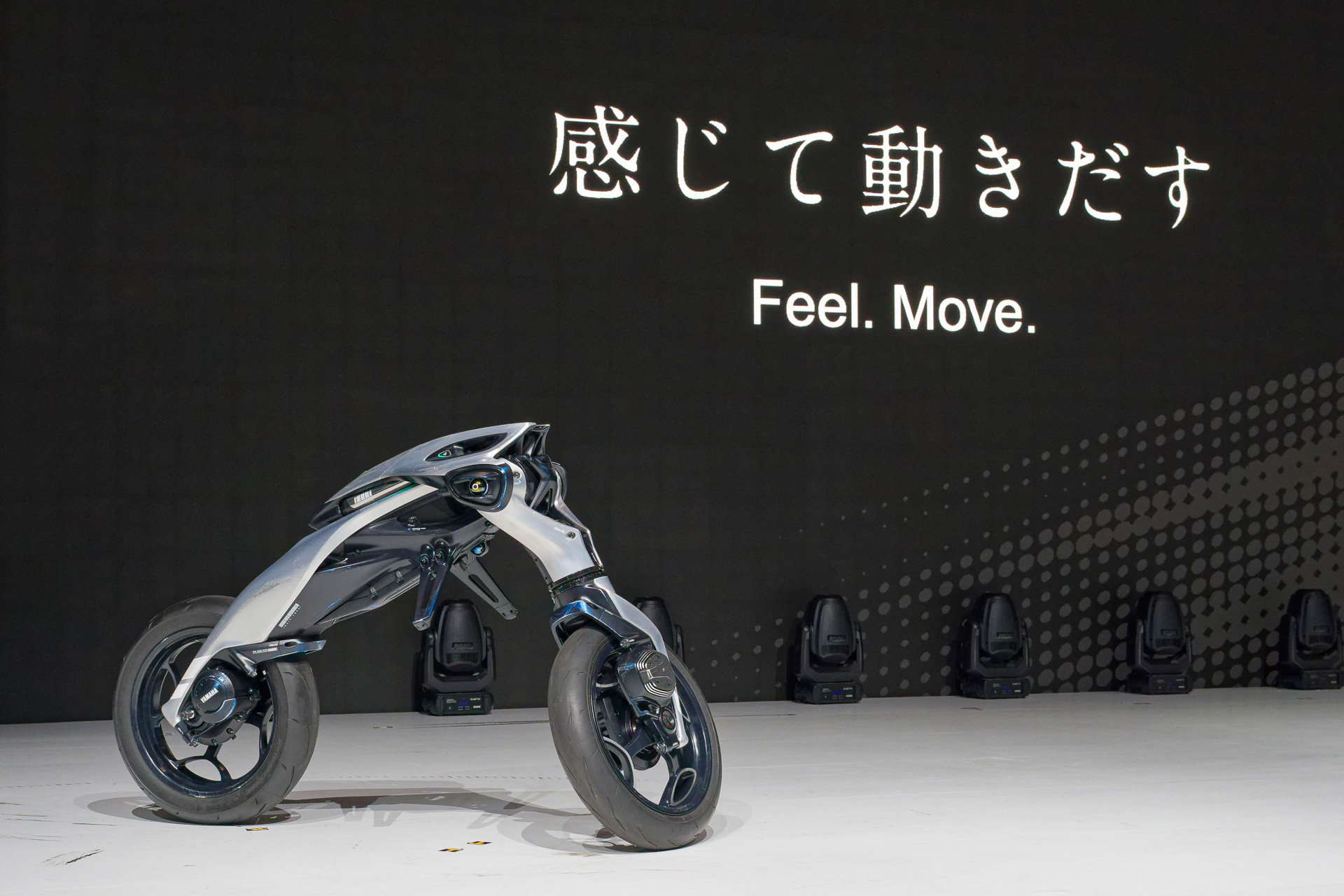 ヤマハが展示している「生まれたて」の二輪