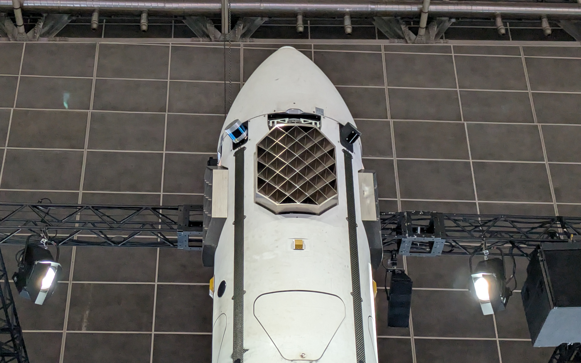 うっすらとした汚れなどが実際にテストに使用した状態を物語っていた