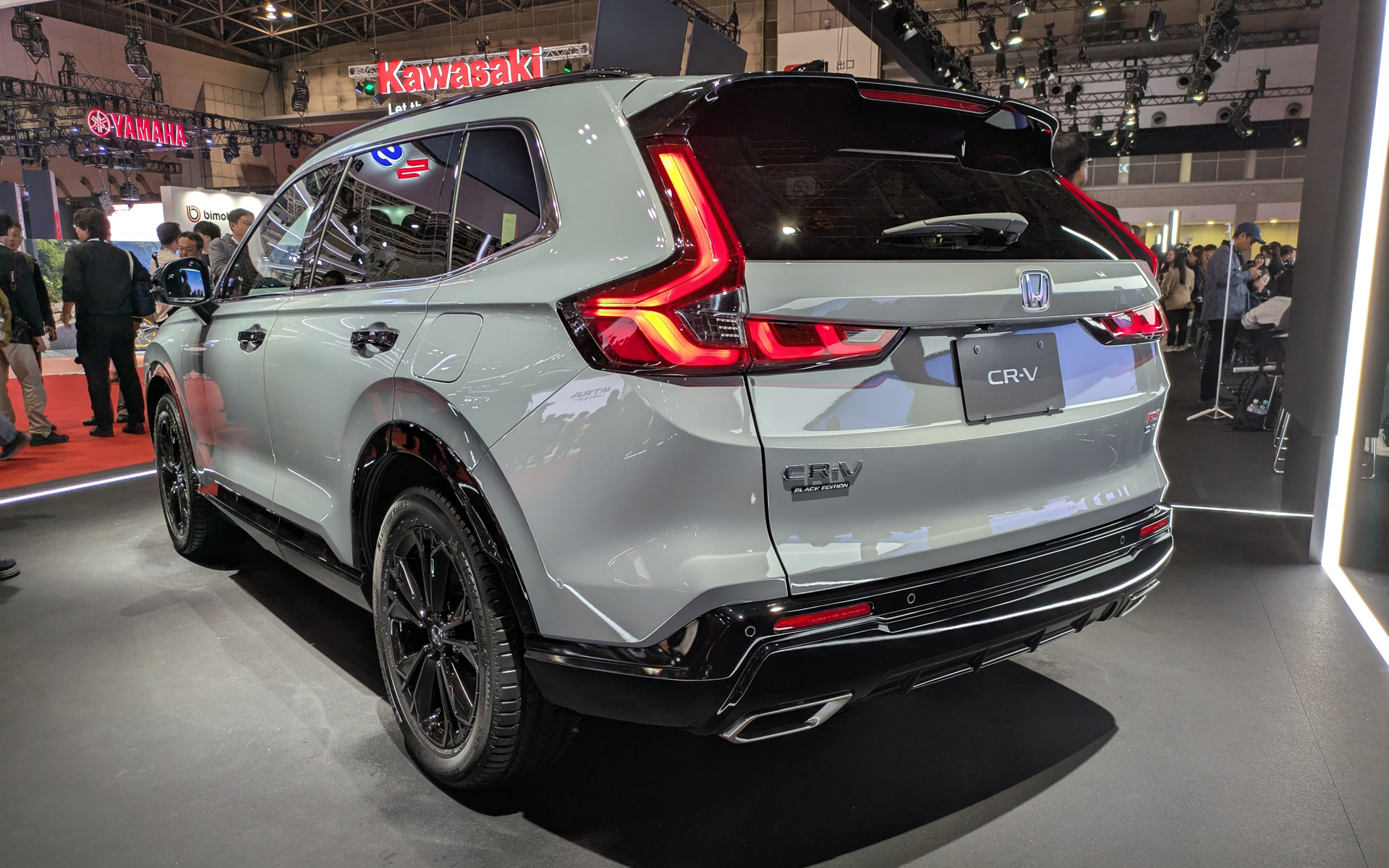 CR-V e:HEVの日本専用モデル「RS BLACK EDITION」