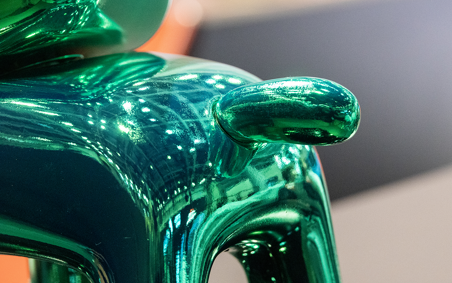 未来デリ丸。は首振りとしっぽが動く