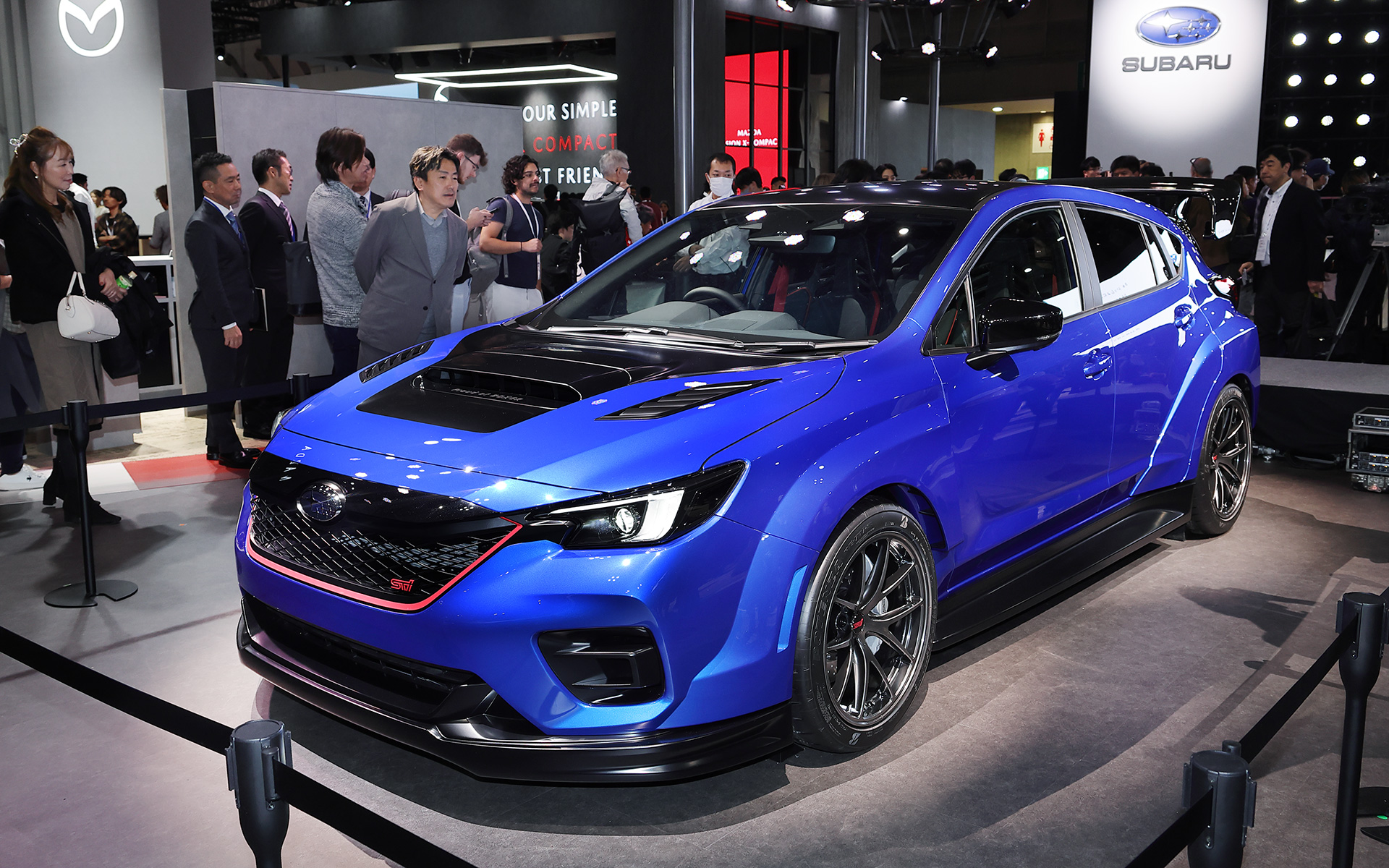 世界初公開した内燃機関のコンセプトモデル「Performance-B STI concept」