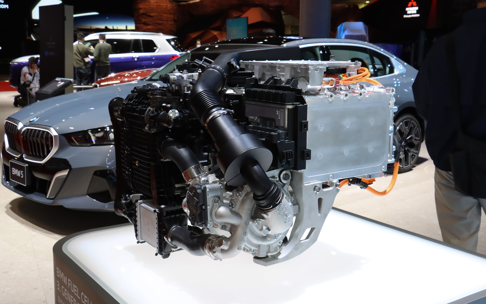 第3世代燃料電池システムもトヨタ自動車の共同開発で生み出されたものとなっている