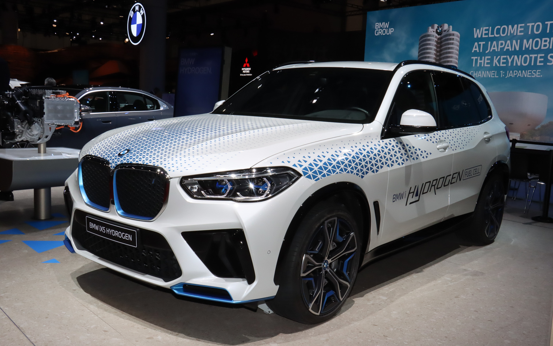 燃料電池技術の実証実験車両であるiX5 Hydrogen