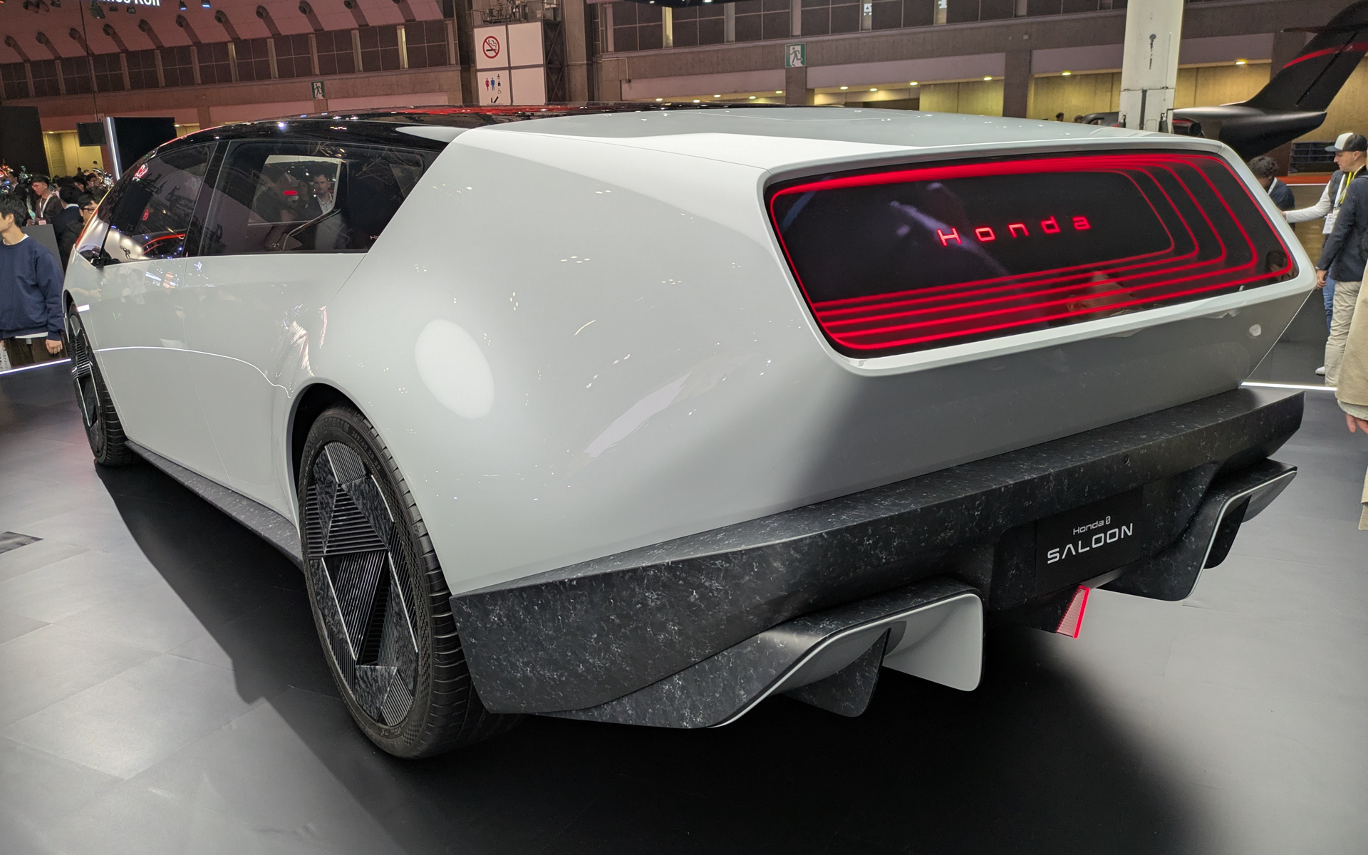 Honda 0 サルーン