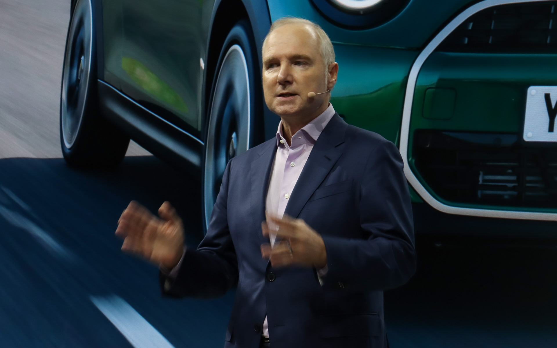 BMW AG カスタマー・ブランド・セールス担当取締役 ヨッヘン・ゴラー氏