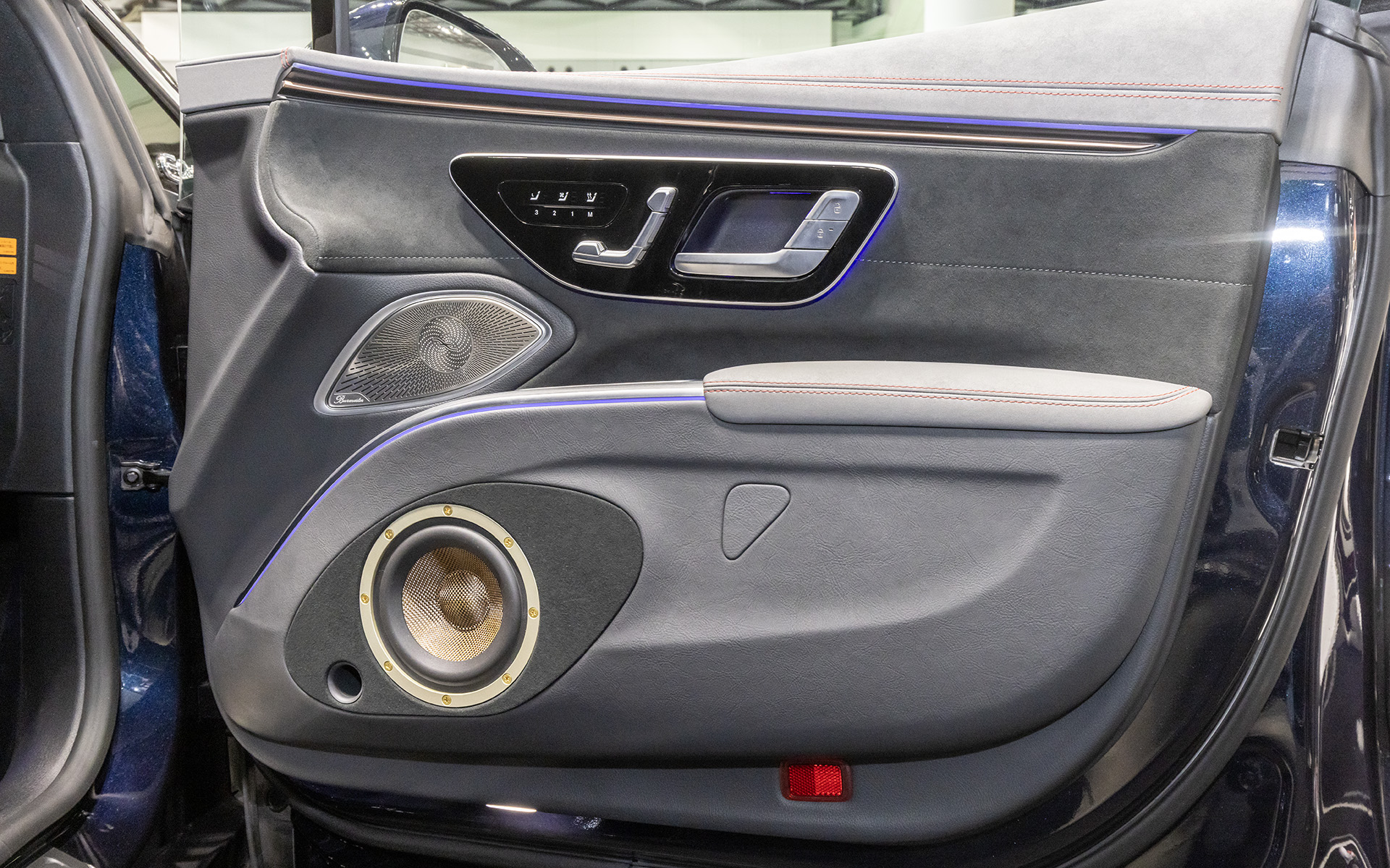 メルセデス・ベンツ「EQS」も。こちらはC50G PPC、C130G、C180Gが装着される