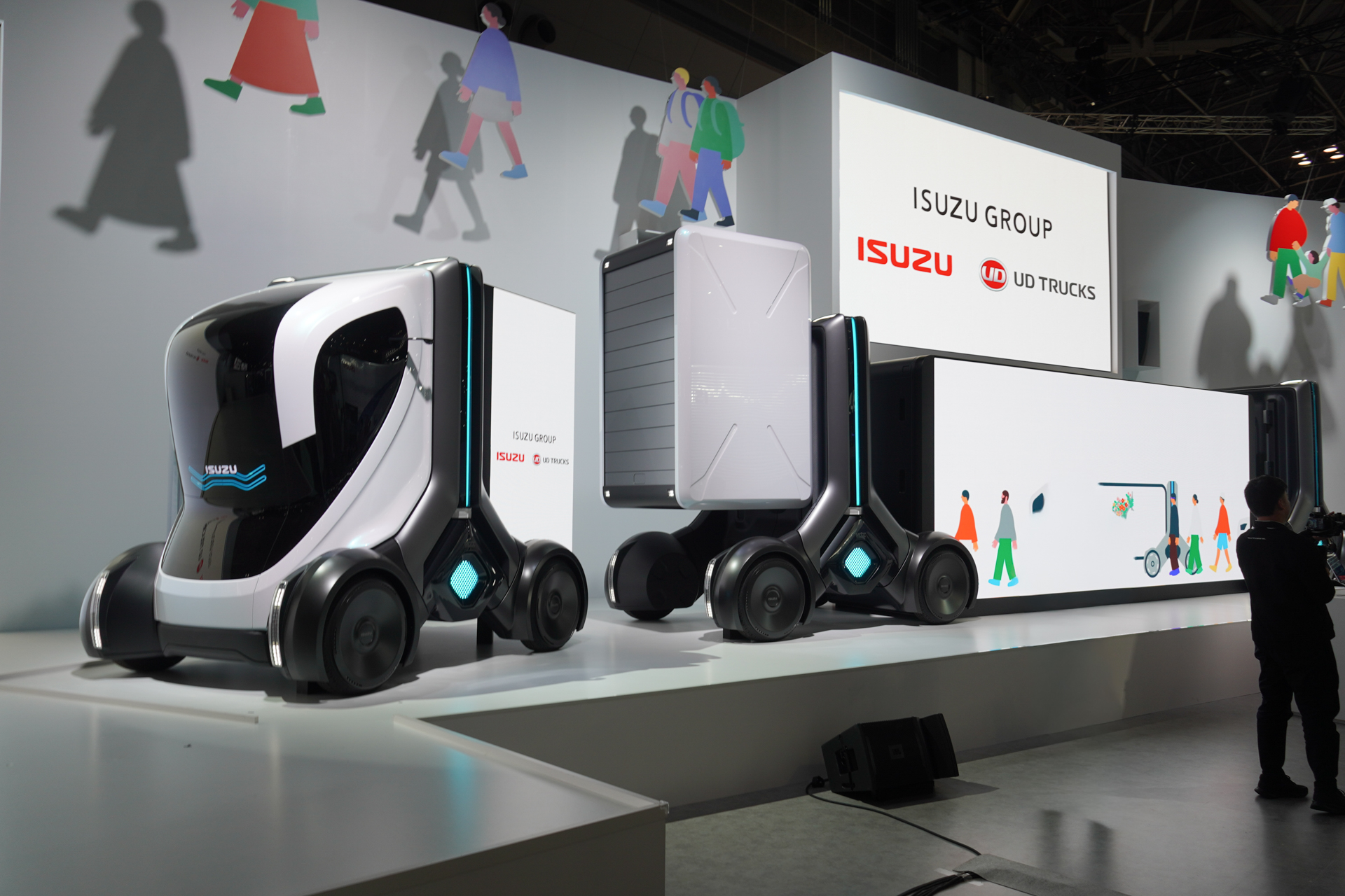 コンセプトカー「VCCC（Vertical Core Cycle Concept）」