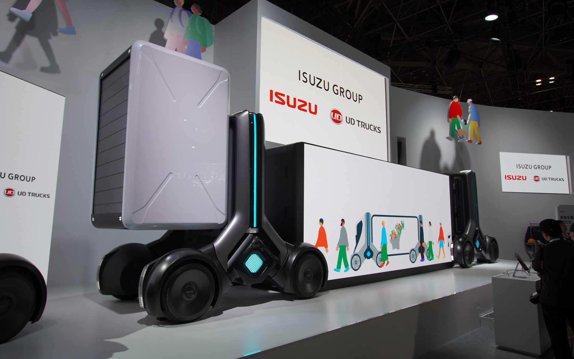 VCCCのフレーム。フレーム間に荷物などを積むことでさまざまなものを積むことができ、隊列走行や分離走行も可能