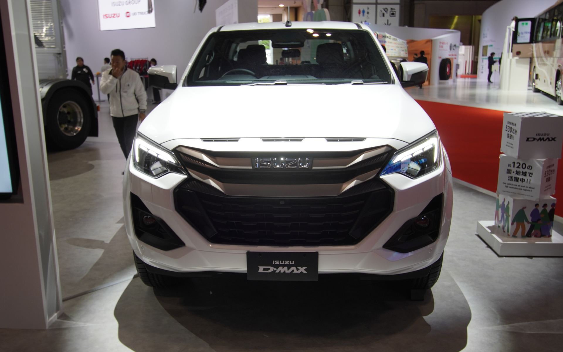 海外向けのピックアップトラック「ISUZU D-MAX」