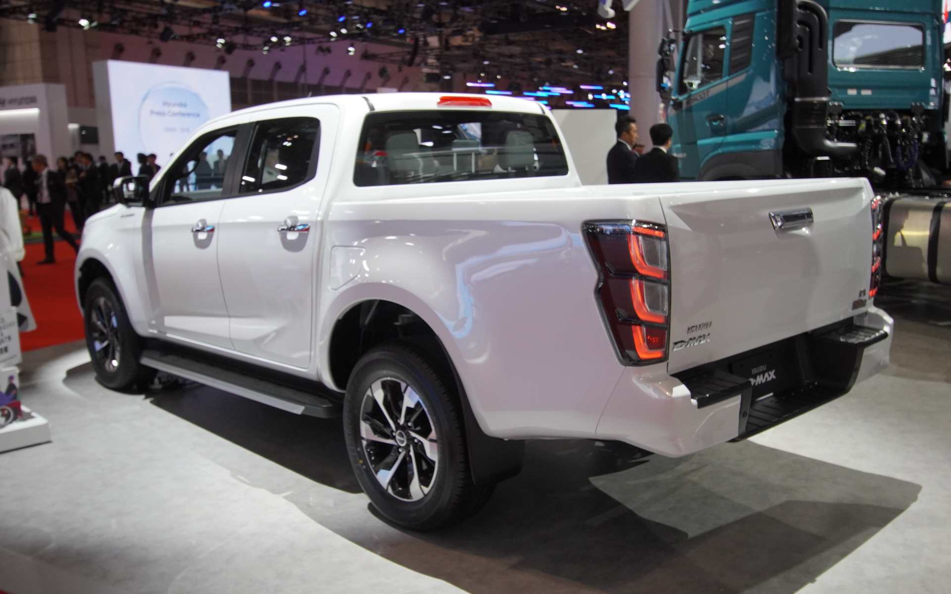 海外向けのピックアップトラック「ISUZU D-MAX」