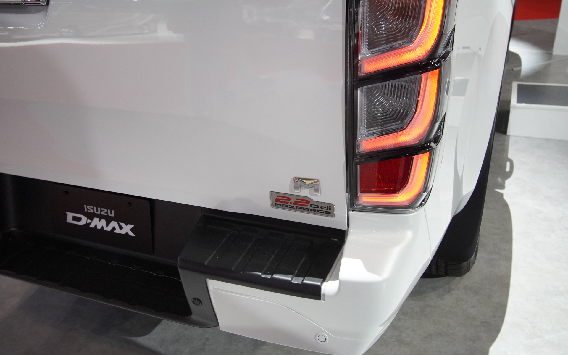 海外向けのピックアップトラック「ISUZU D-MAX」