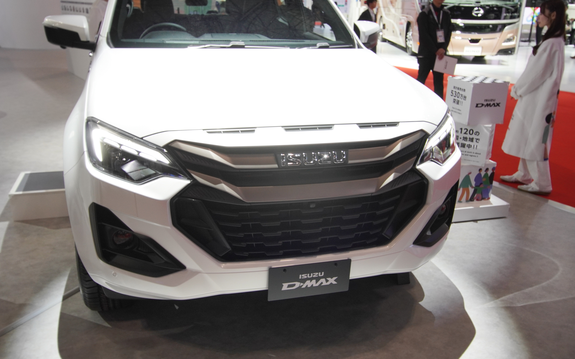 フロントフェイスは10月22日に登場した新型