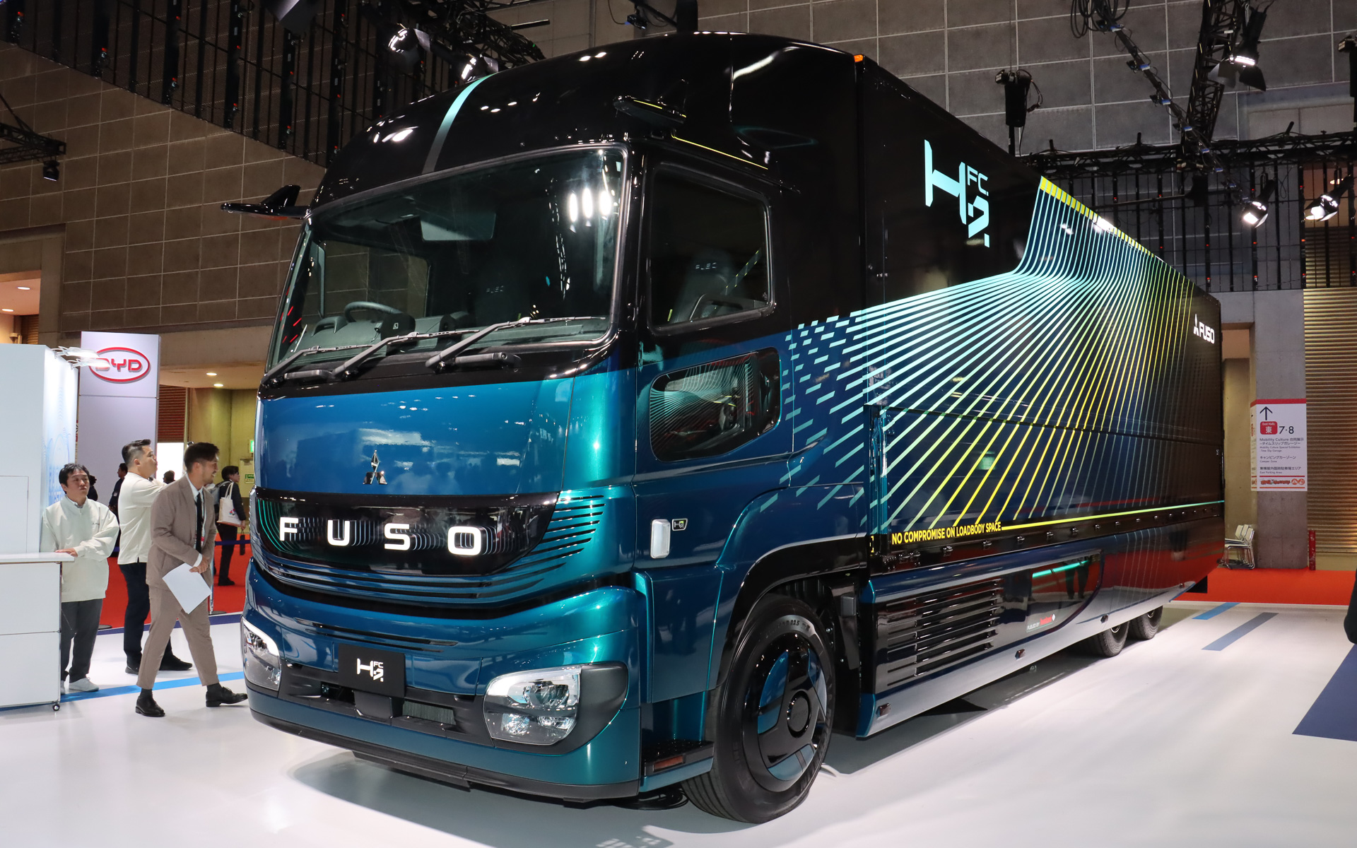 液体水素搭載FCV大型トラック「H2FC」