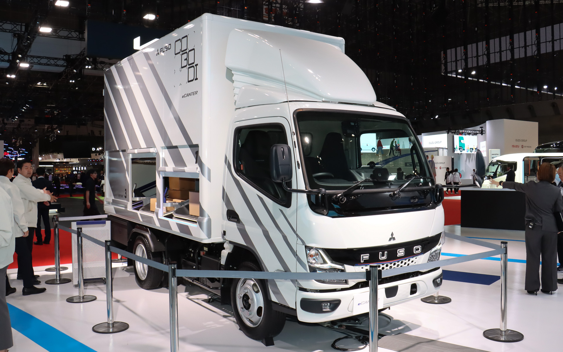 第3世代のBEV（バッテリ電気自動車）小型トラック「eキャンター」