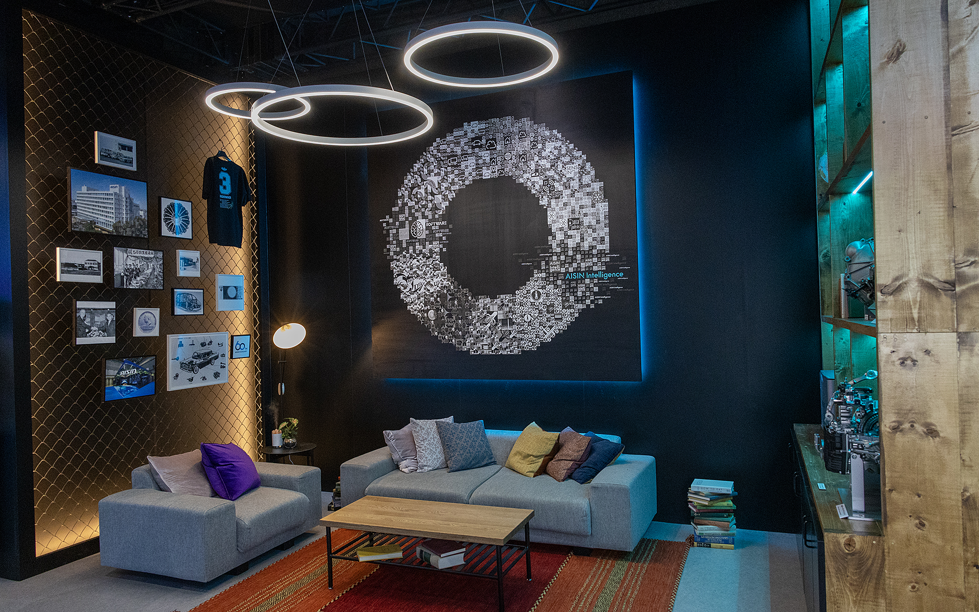 ガレージの中にソファーなどを置くスペースを作るというのは憧れる