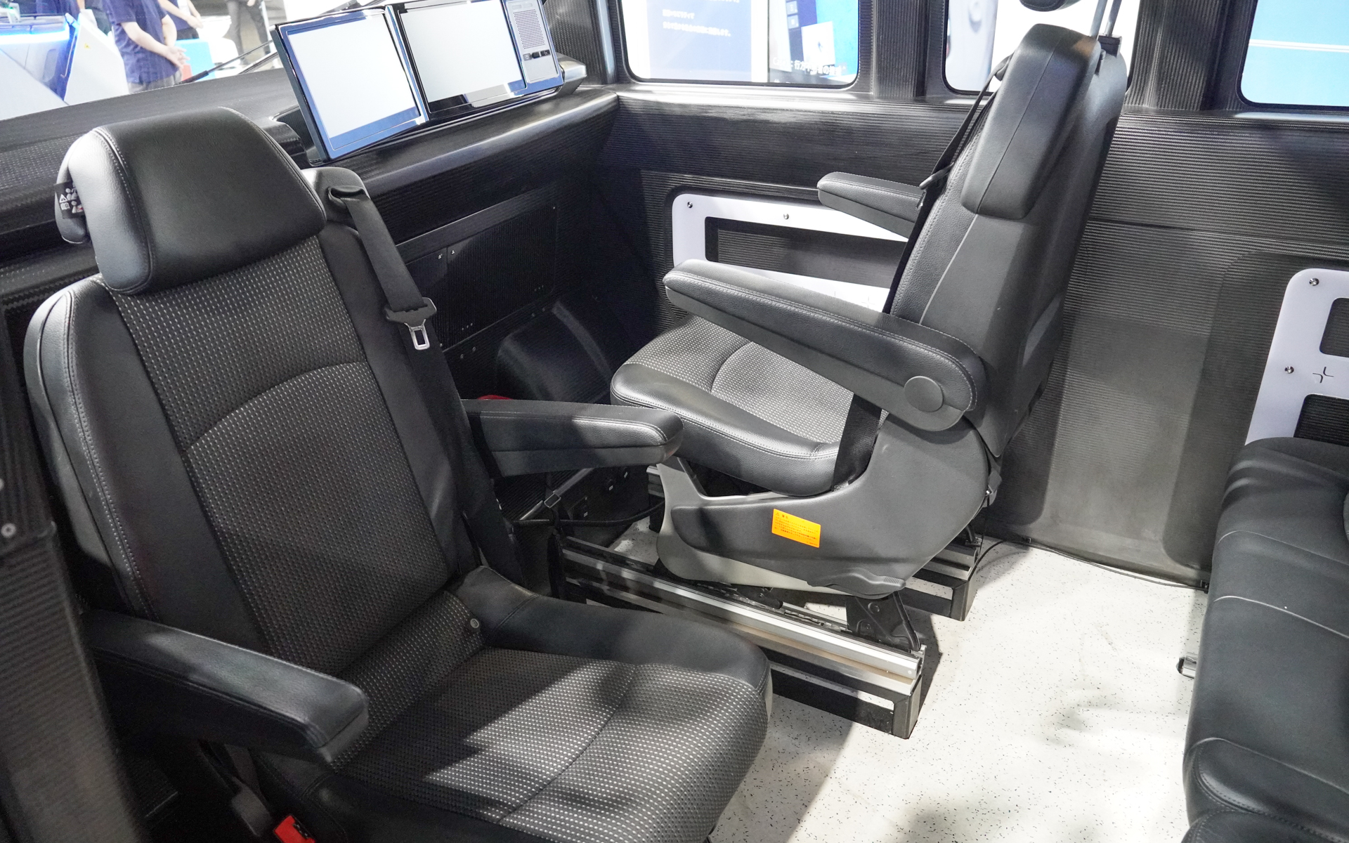 フロントシート