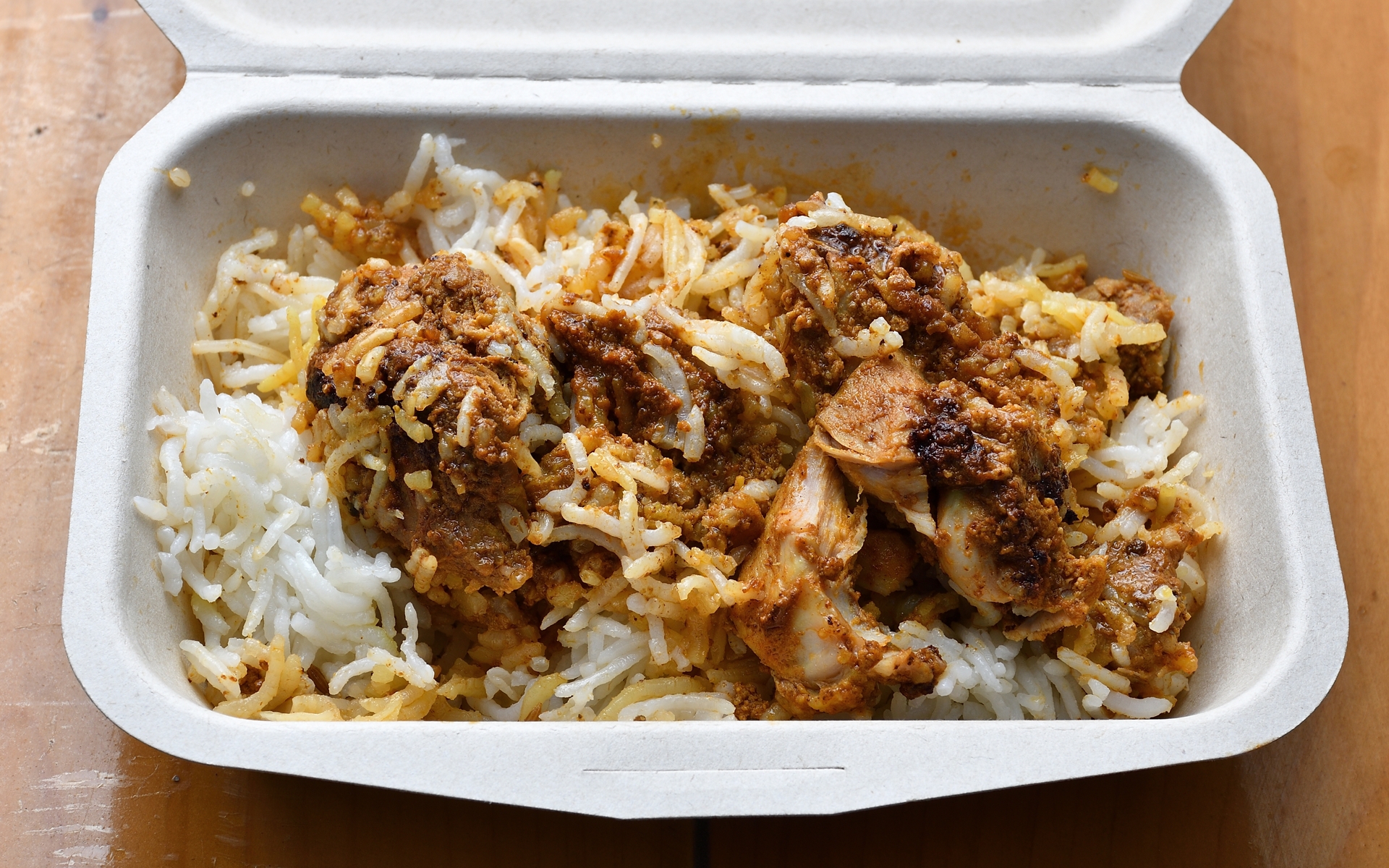 お気に入りの食事が見つかりますように！