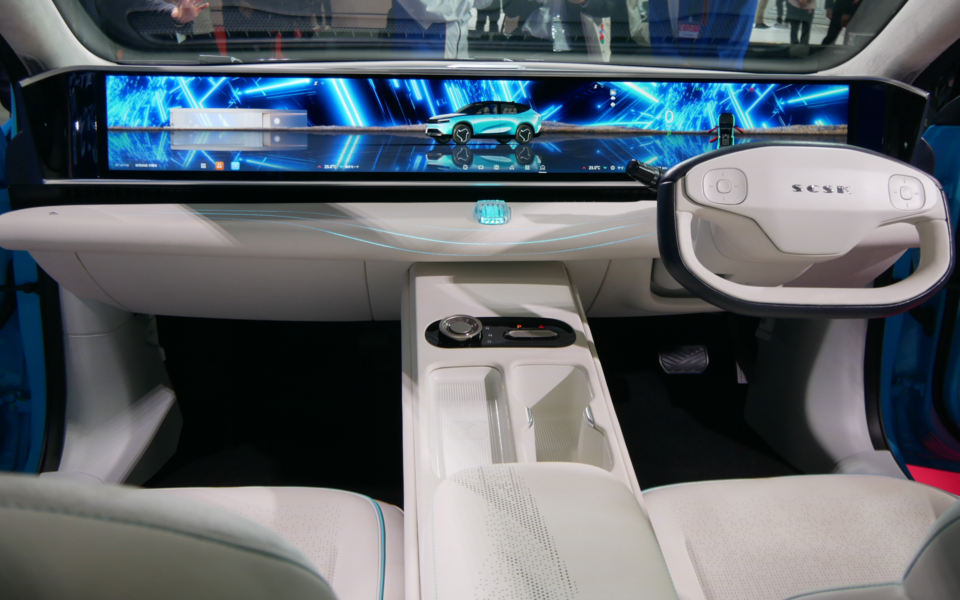 コンセプトカーの室内