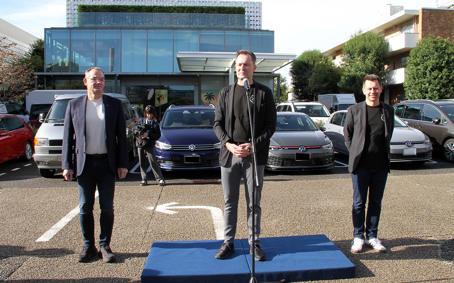 トーマス・シェーファーCEOとともに2名の役員もイベントに参加