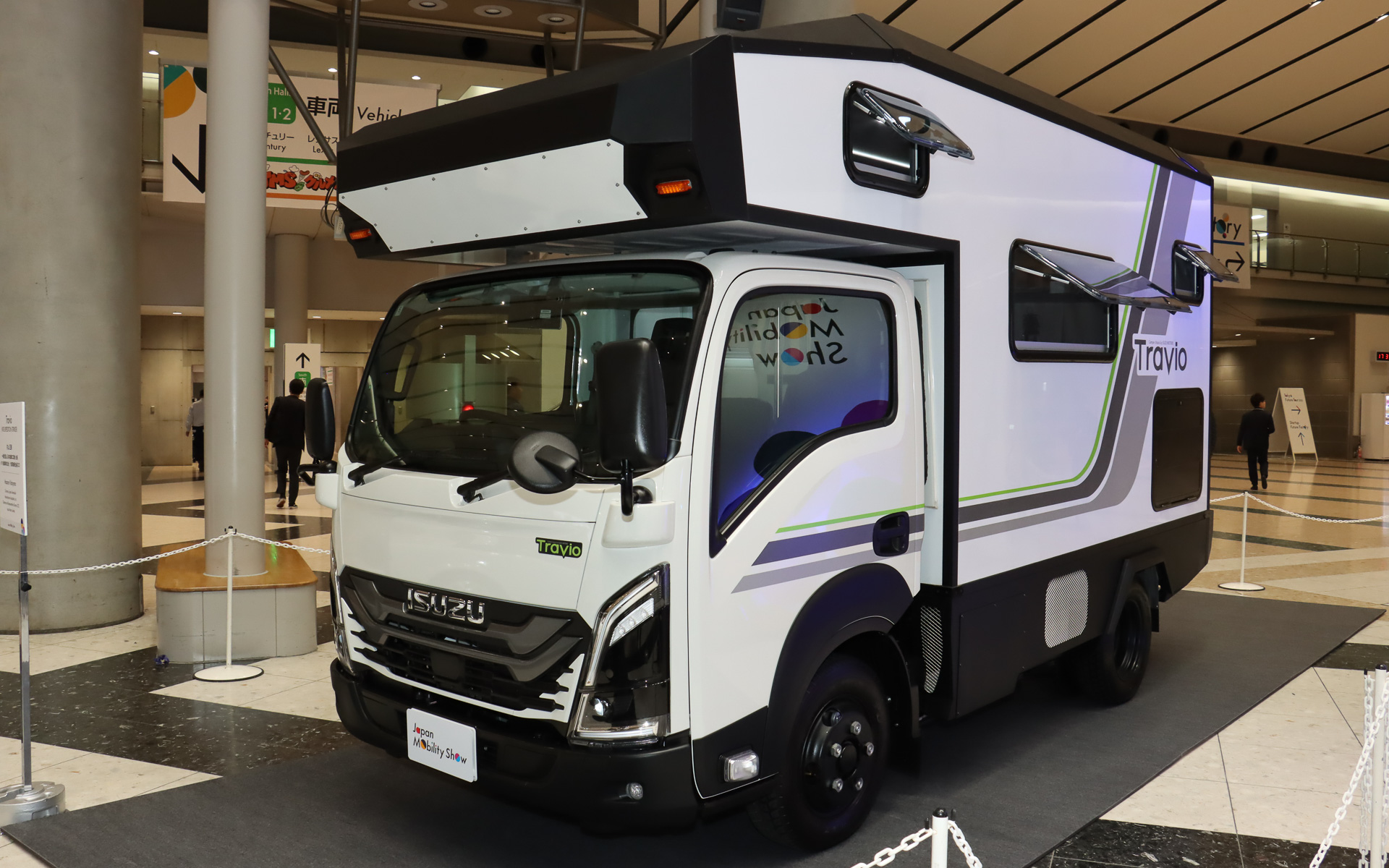 片山会長の“未来の愛車”NTB「EXPEDITION STRIKER」（いすゞのキャンピングカー専用シャシー・Travioを採用した車両）